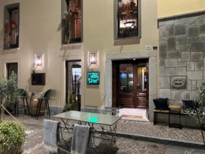 Trattoria, Osteria, Ristorante, Pizzeria and Piola in Northern Italy